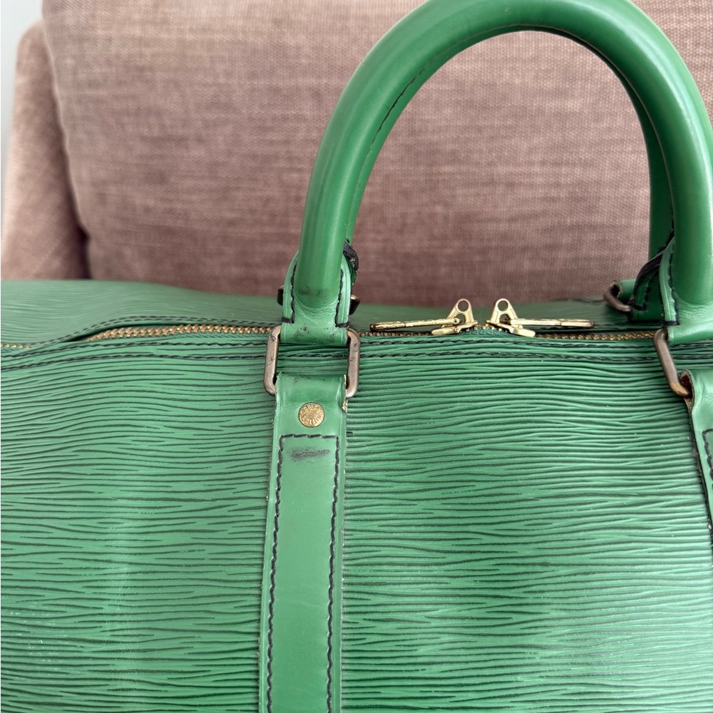 Authentic Louis Vuitton unisex Keepall 55 travel bag  green Epi leather large - Picture 10 of 16